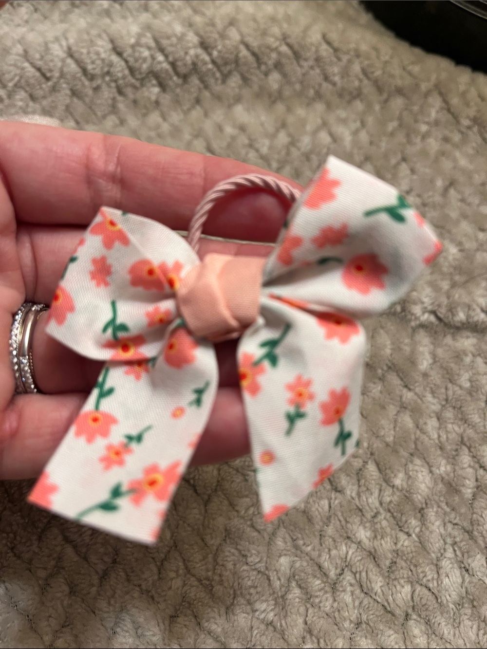 Pink Pet Hair Bows - Cute Bow Set for Small Pets - Picture 7 of 9